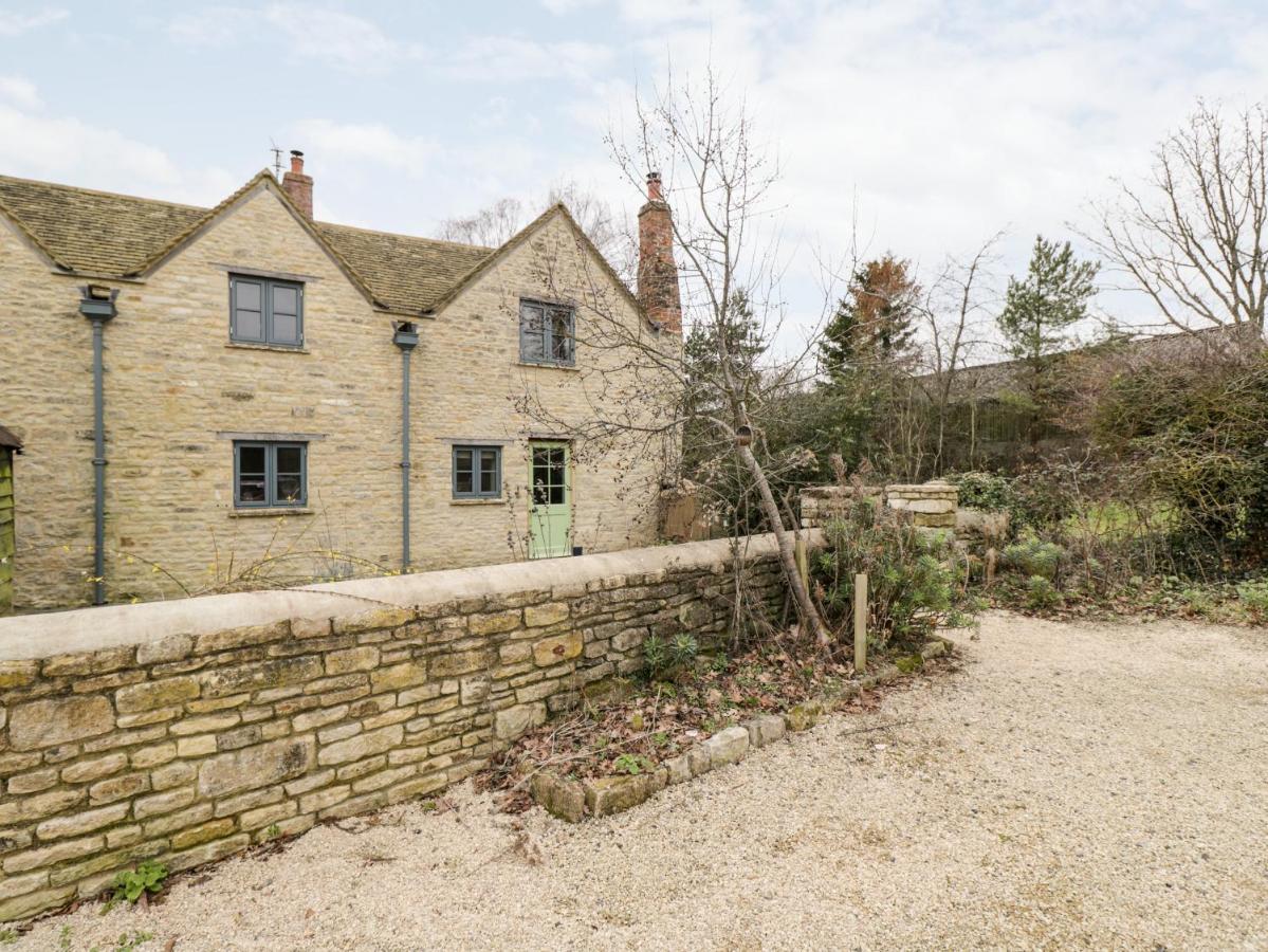 High Cogges Farm Holiday Cottages ويتني المظهر الخارجي الصورة