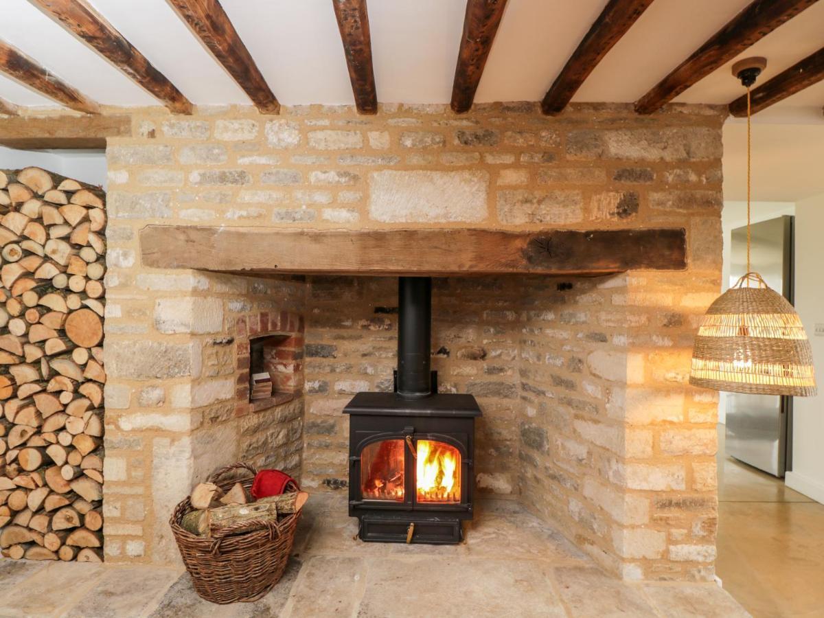 High Cogges Farm Holiday Cottages ويتني المظهر الخارجي الصورة