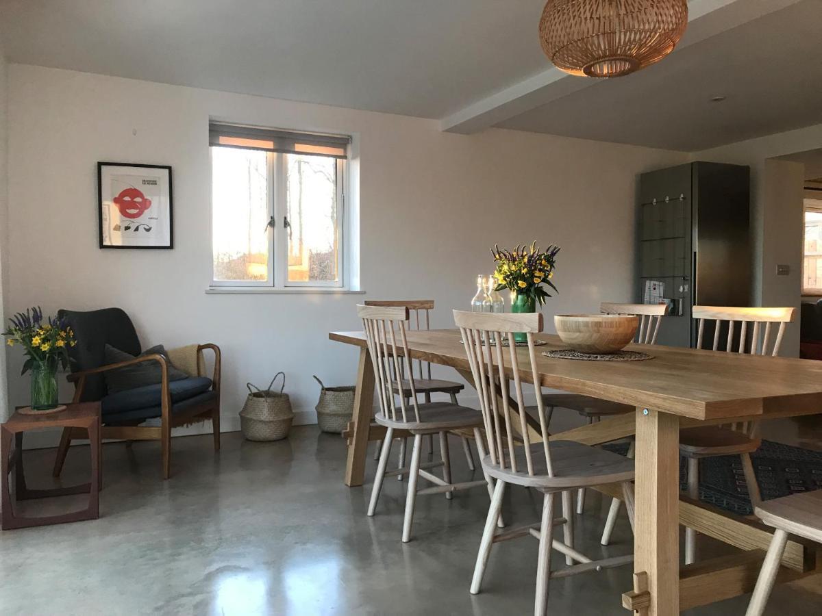 High Cogges Farm Holiday Cottages ويتني المظهر الخارجي الصورة